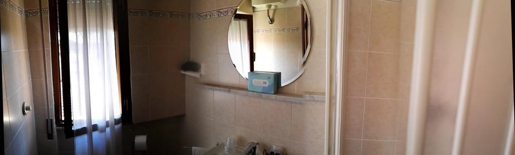 מרינה די פיאטרסנטה Hotel Elizabeth מראה חיצוני תמונה